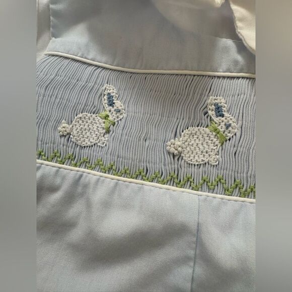 Petit Pomme Bunny Smocked Onesie - Picture 2 of 4